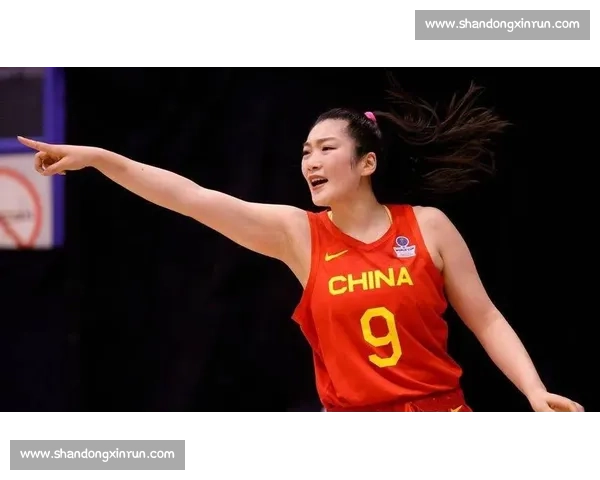 中国女篮双杀日本!杨舒予霸气接班李梦,宫鲁鸣盛赞新星成关键